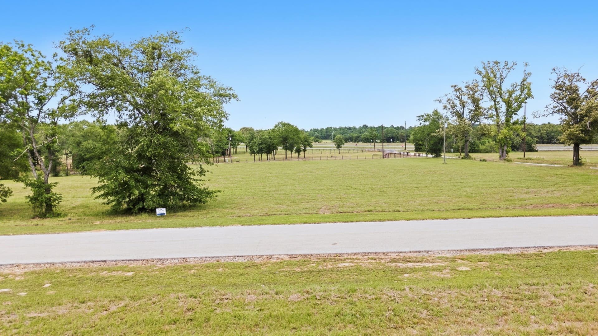 1.45 acres in Smith County - photo 8