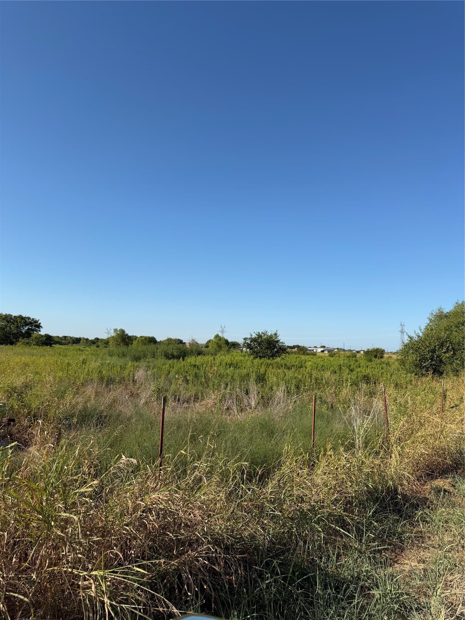 7.01 acres in Navarro County