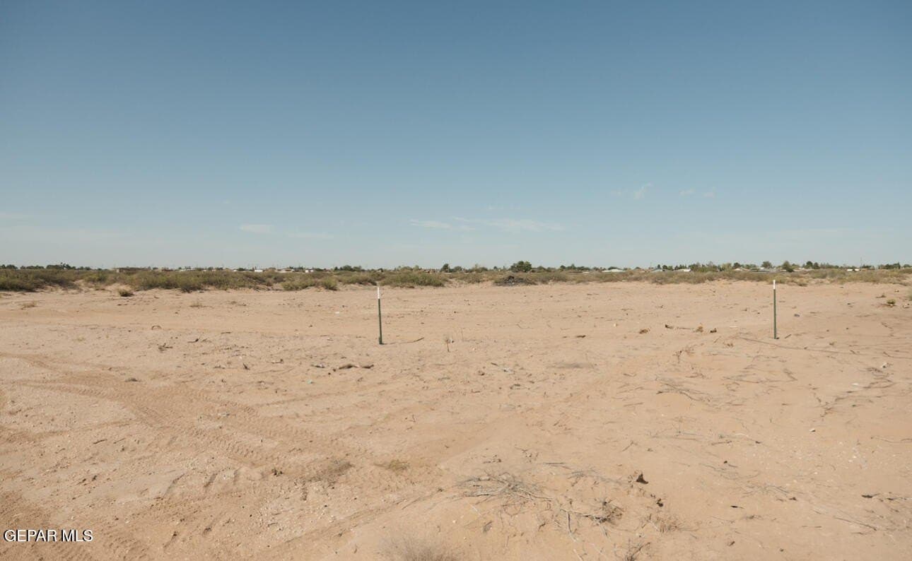 0.5 acres in El Paso County