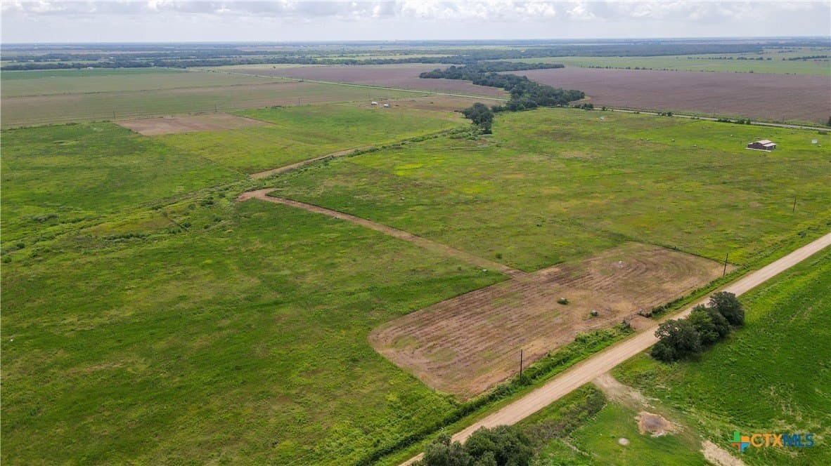 10.1 acres in Wharton County - photo 4