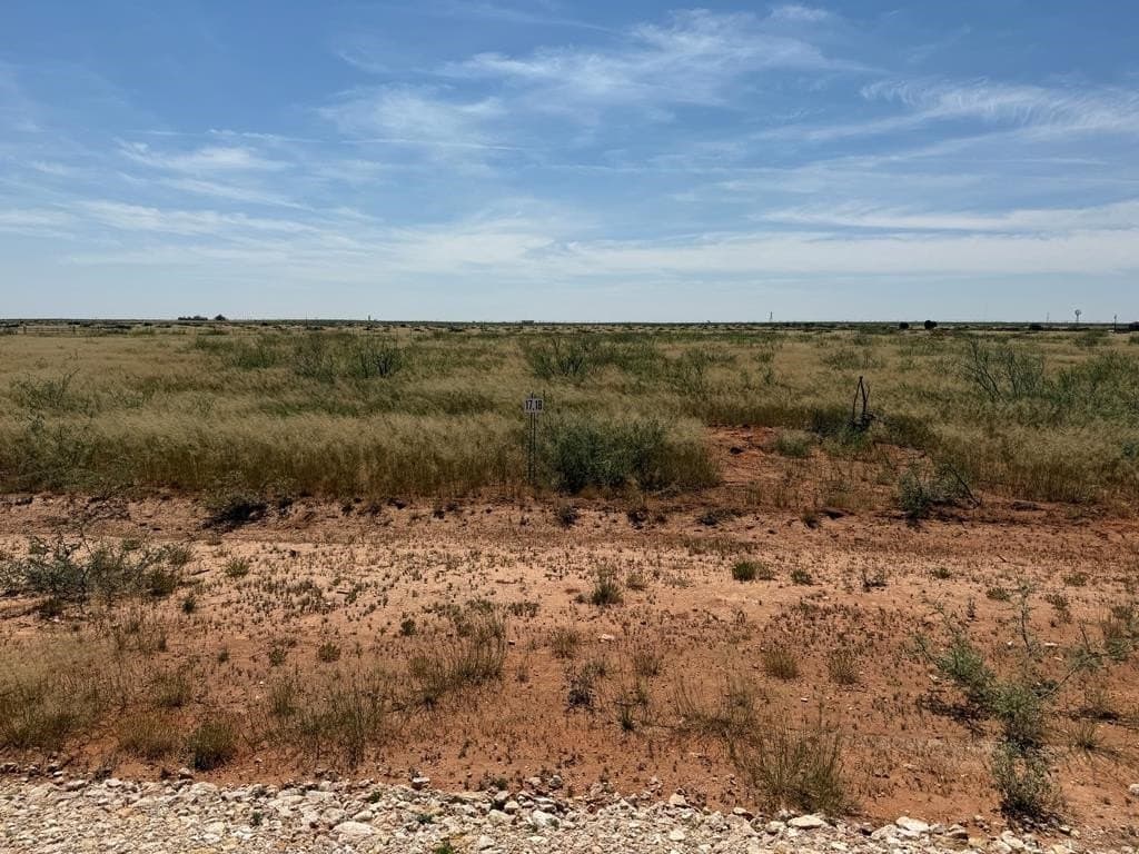 2.6 acres in Andrews County