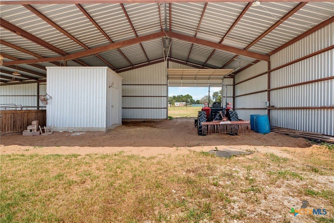 10.07 acres in Williamson County - photo 10