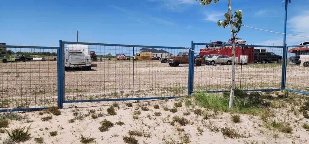 10.01 acres in Maverick County gallery image 2