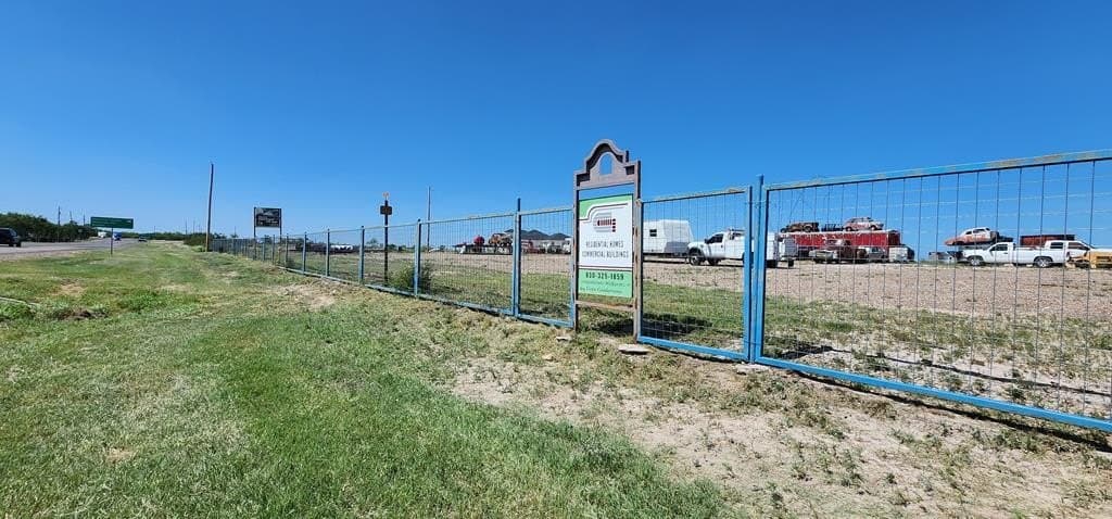 10.01 acres in Maverick County gallery image 4