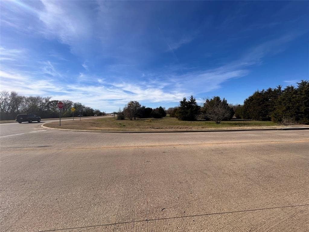 4.62 acres in Kaufman County gallery image 2