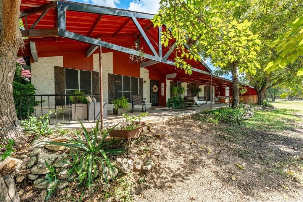 10 acres in Lampasas County