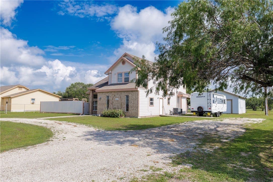 87,120 acres in Nueces County - photo 3