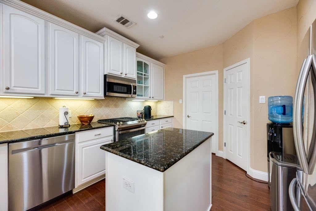 10.46 acres in Dallas County - photo 12