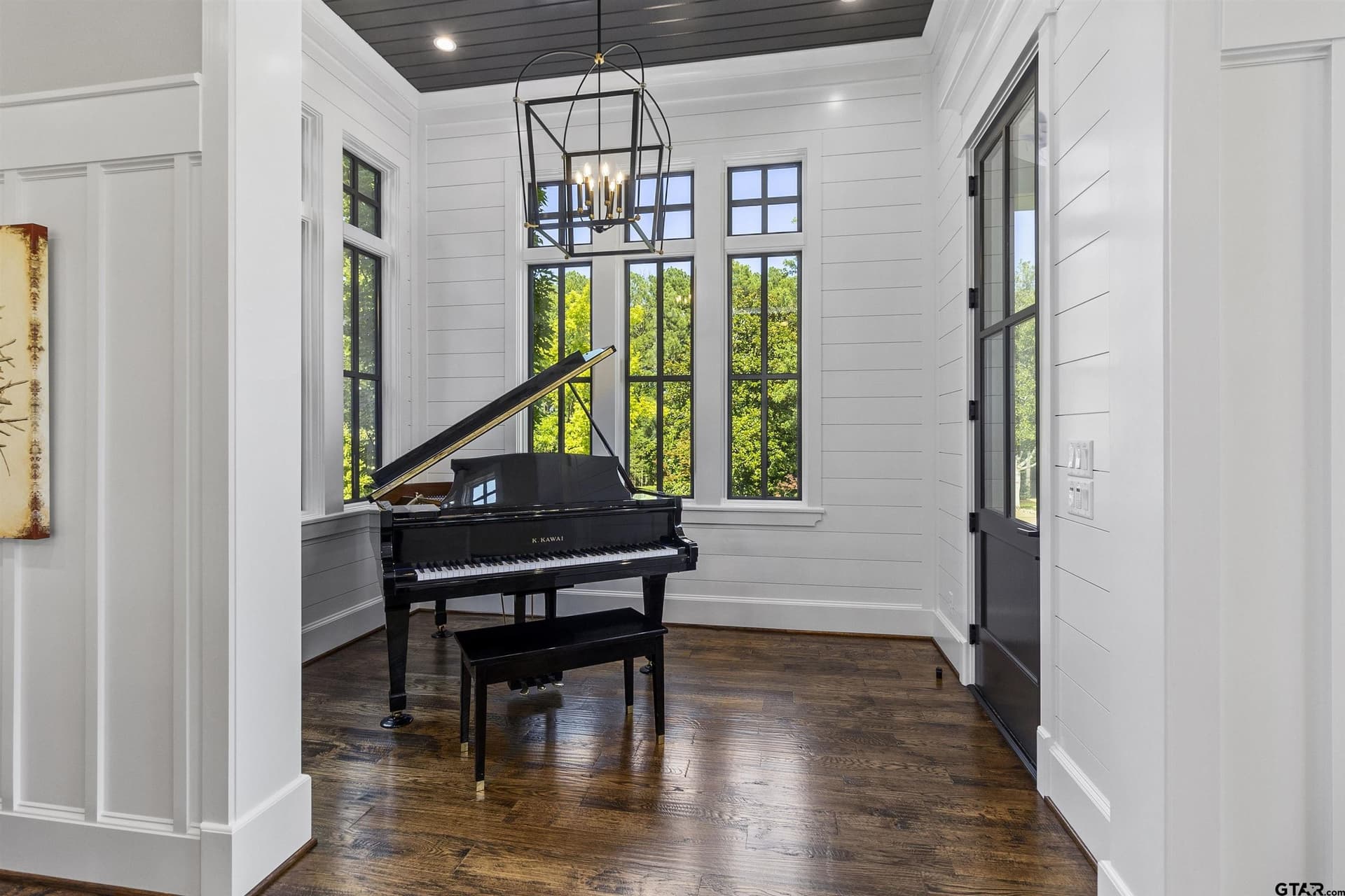 10.98 acres in Smith County gallery image 2