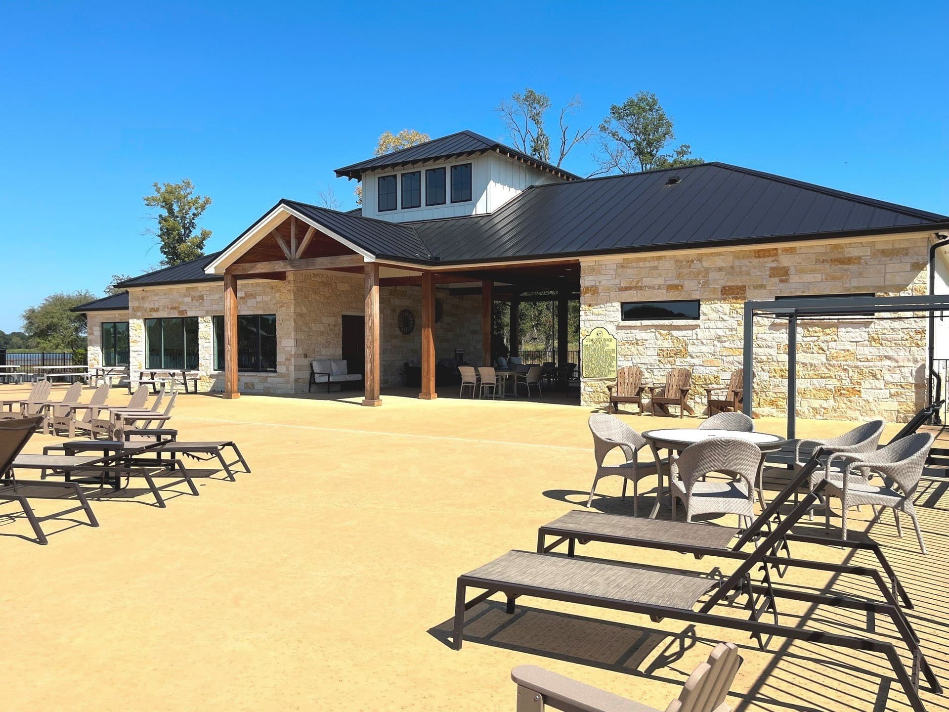 3 acres in Henderson County gallery image 4