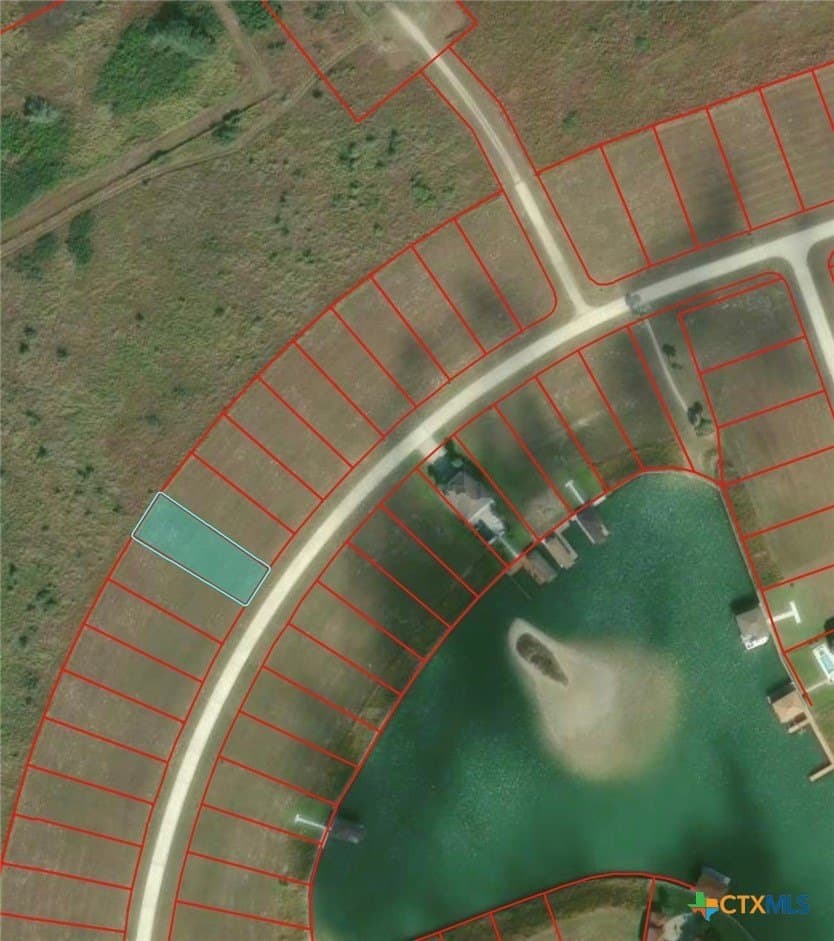 1.61 acres in Calhoun County - photo 5