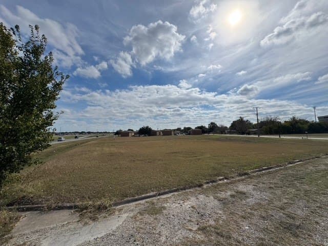 2.28 acres in Ellis County - photo 4