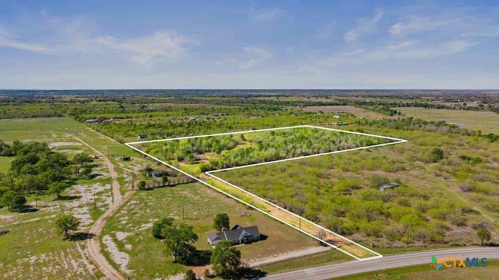 17.56 acres in Fayette County