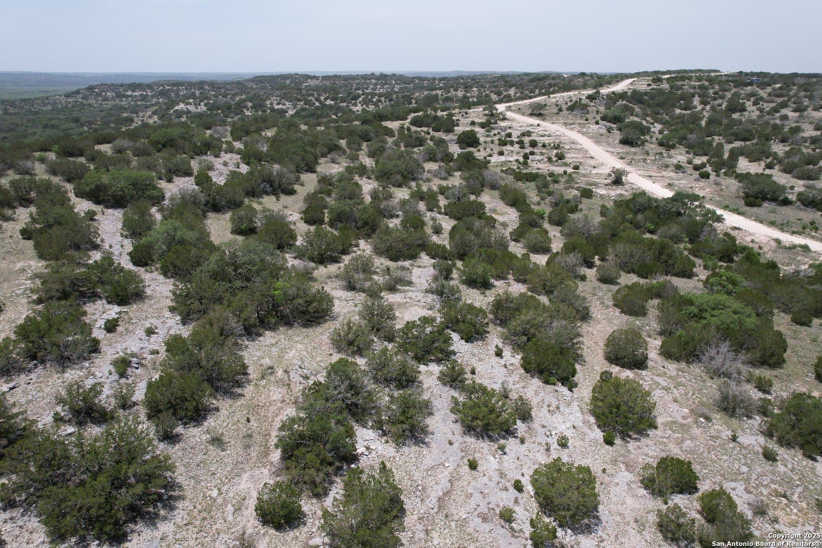 41 acres in Edwards County gallery image 3