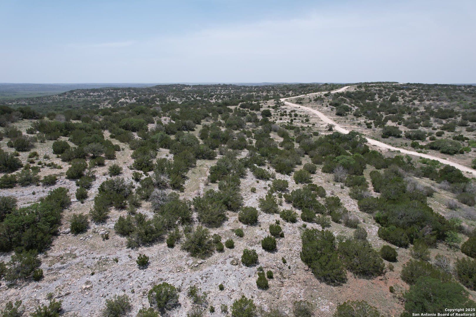 41 acres in Edwards County gallery image 2