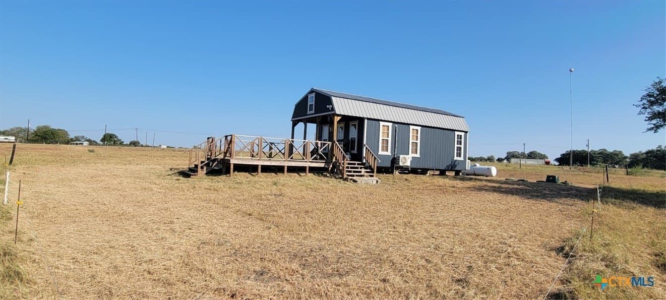 24.48 acres in Lavaca County - photo 2