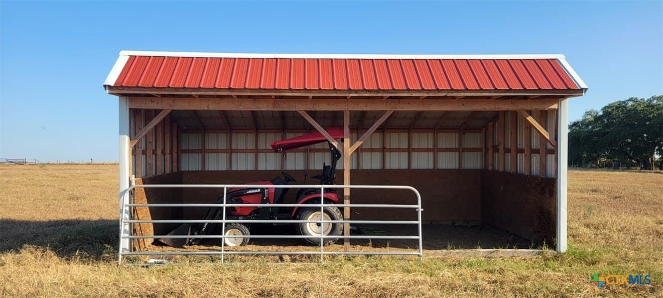 24.48 acres in Lavaca County - photo 23