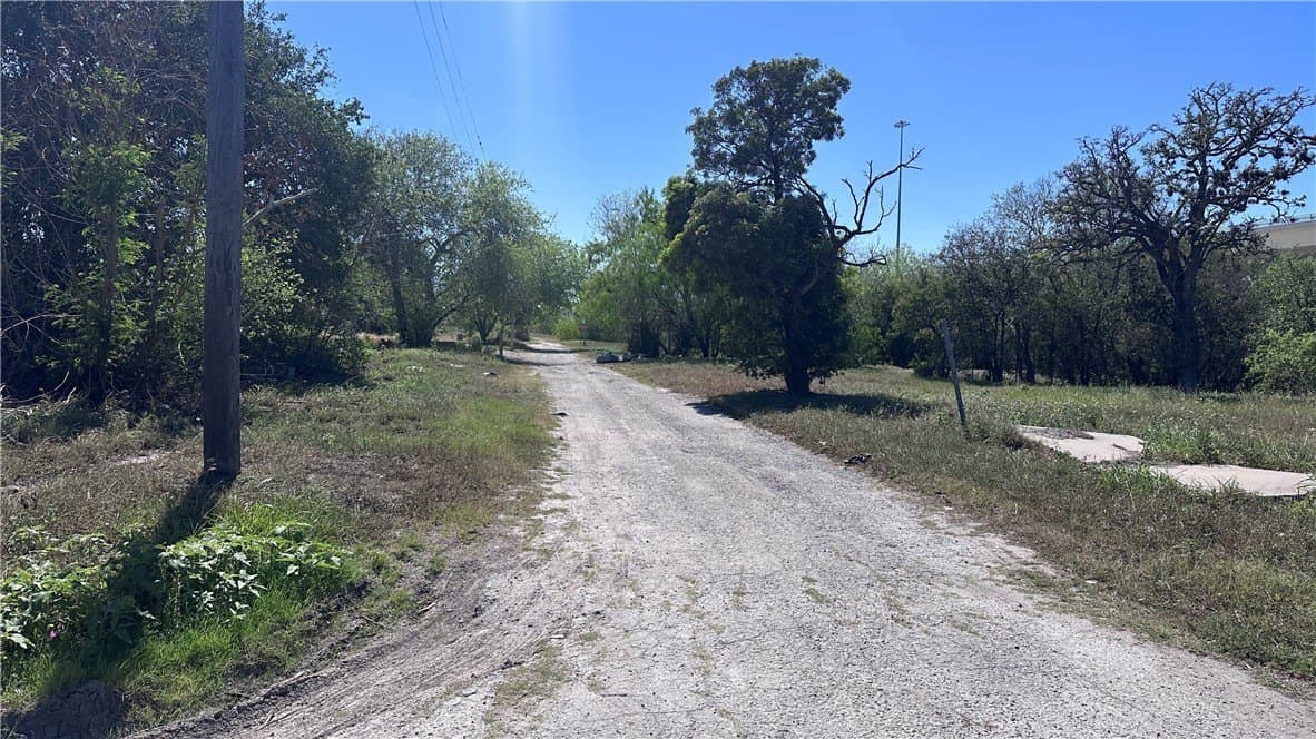 0.04 acres in Nueces County