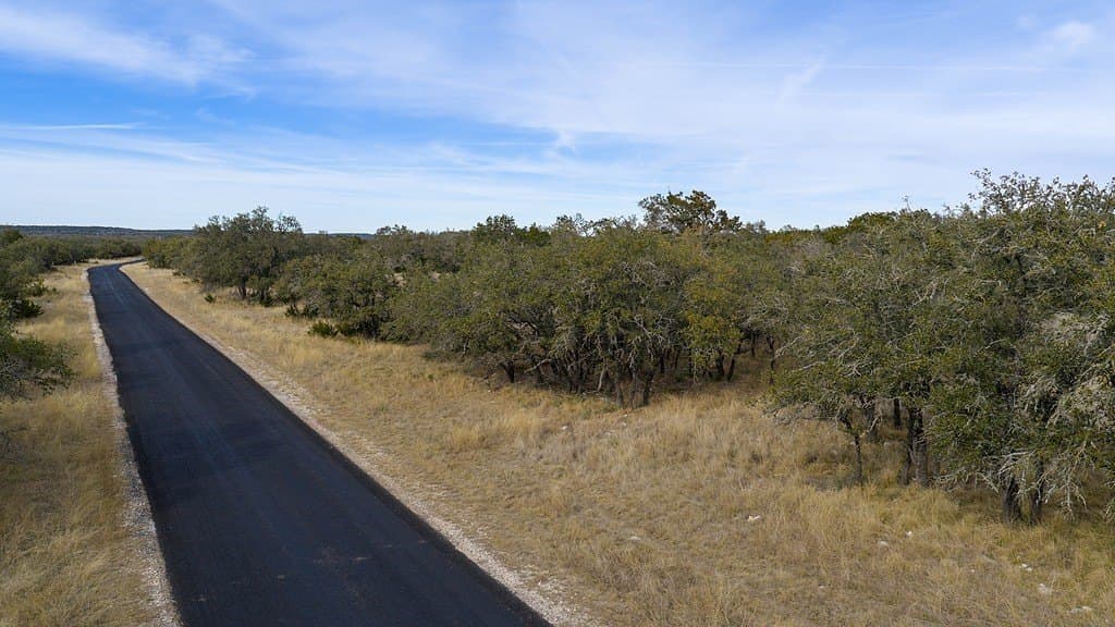 118.07 acres in Kerr County - photo 21
