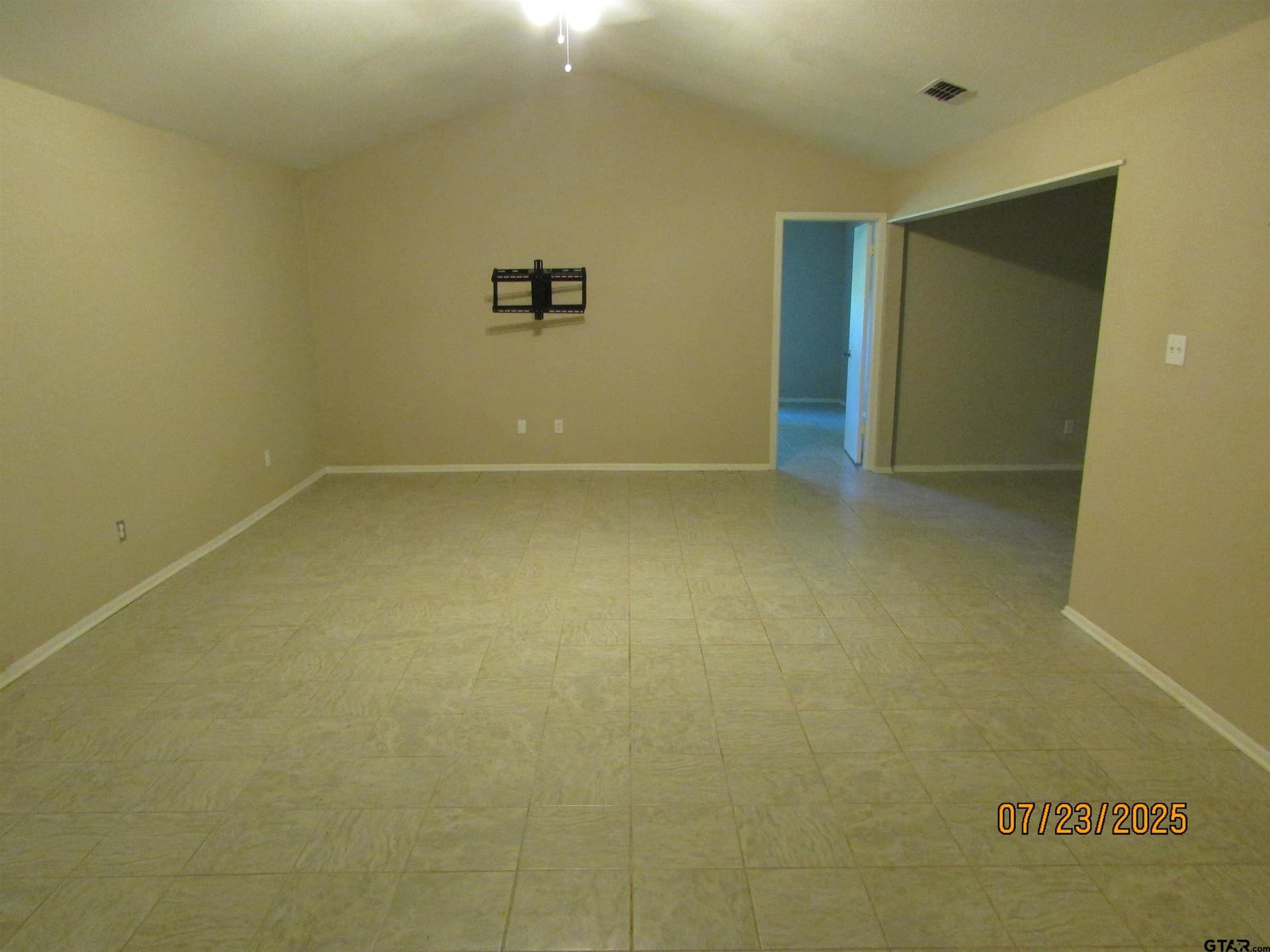 28.2 acres in Anderson County - photo 38