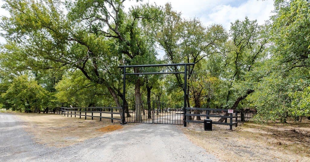 16.08 acres in Collin County - photo 25