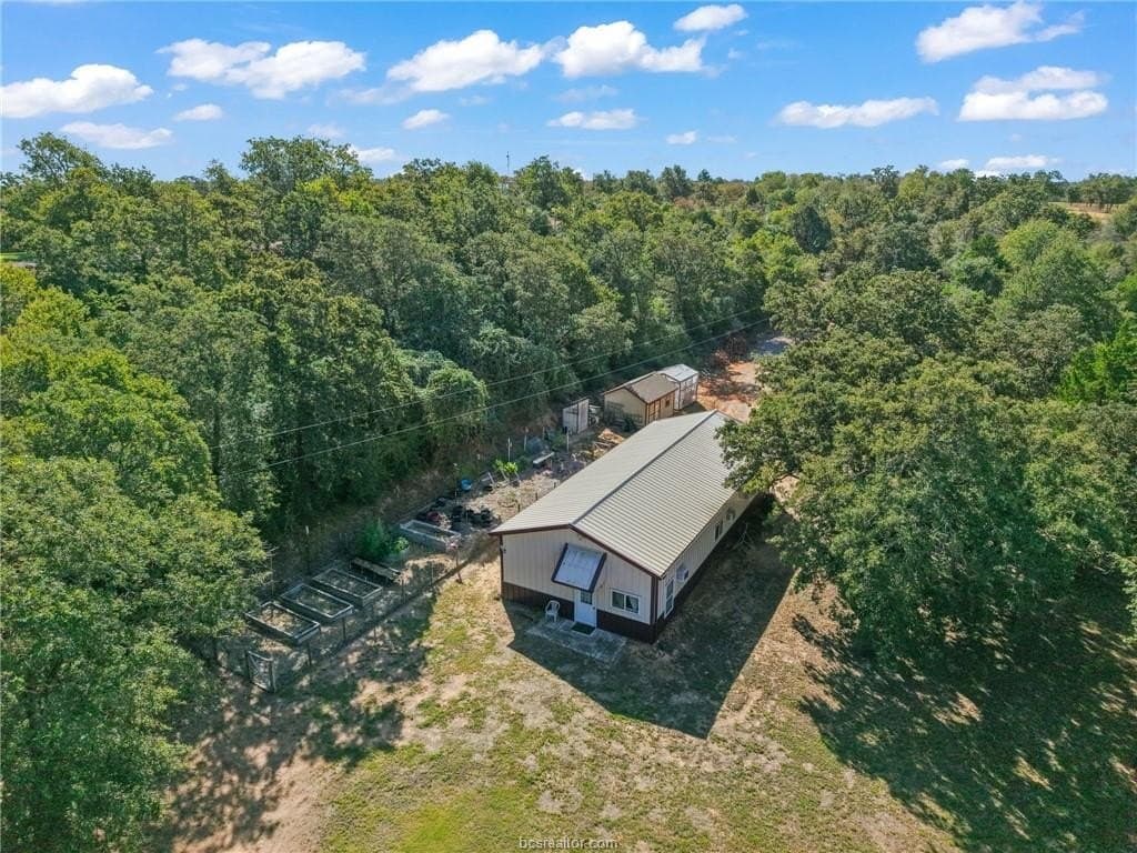 19.08 acres in Milam County - photo 33