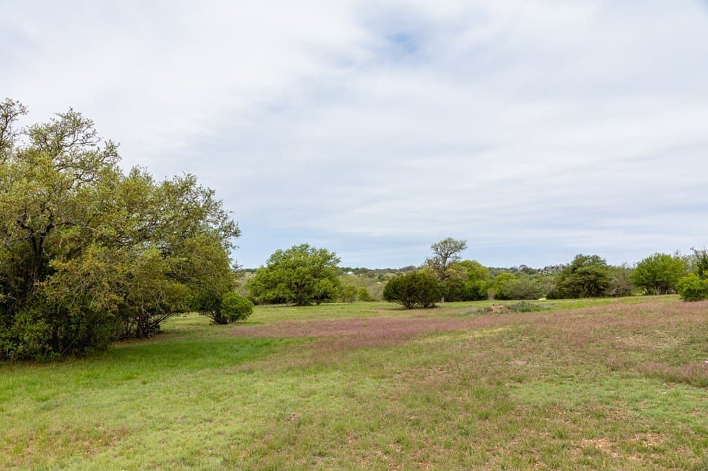 0.37 acres in Kerr County gallery image 3