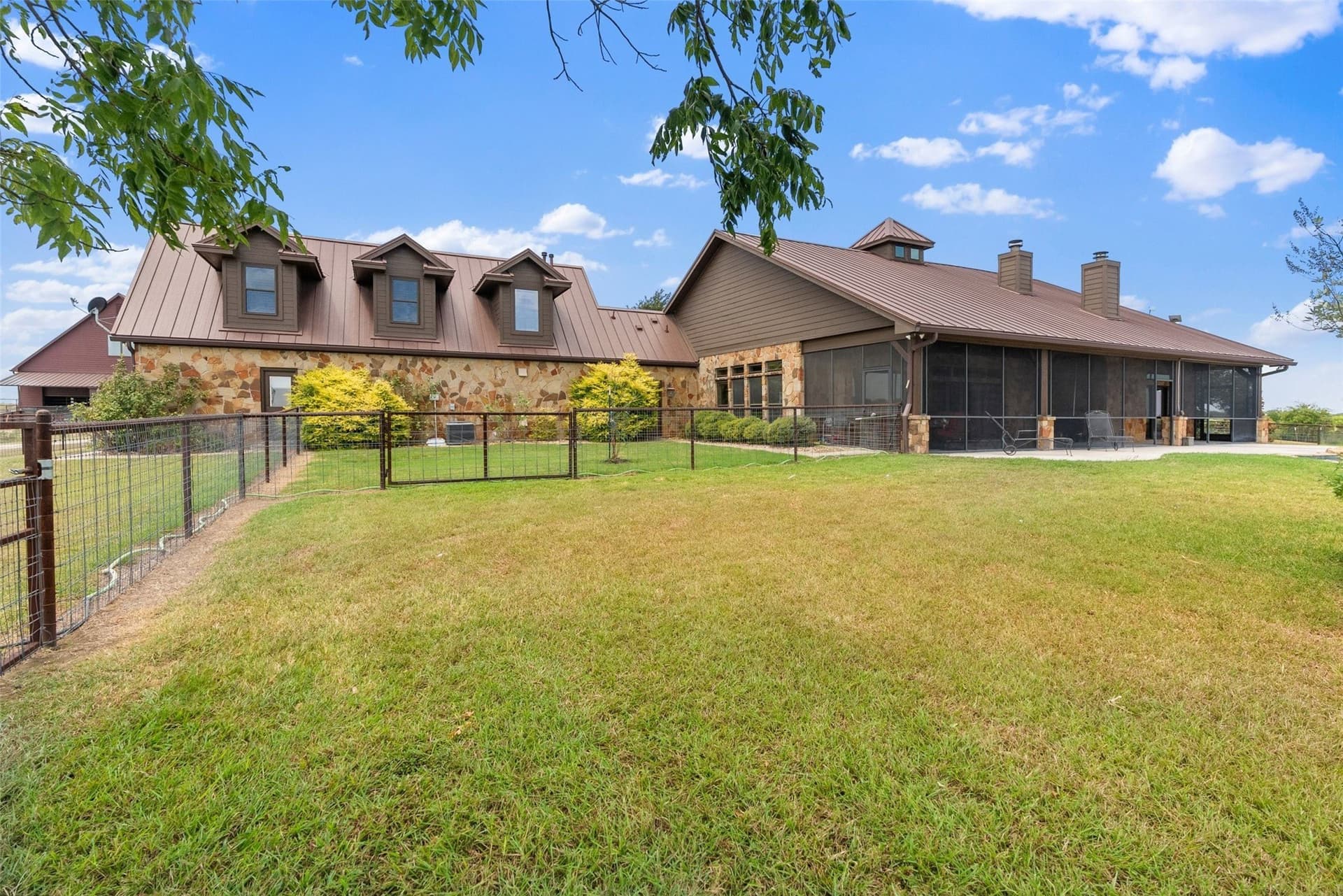 52.83 acres in McLennan County - photo 2