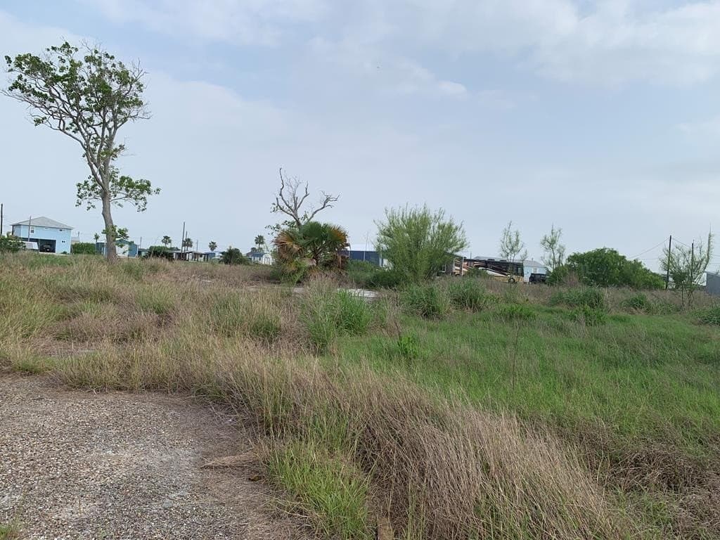 0.45 acres in Texas County - photo 9