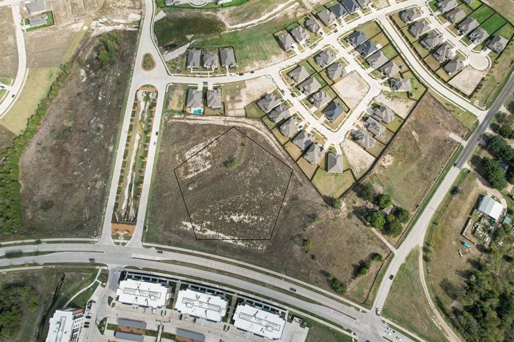 6.24 acres in Ellis County