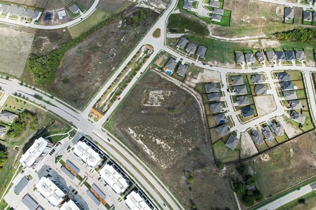 6.24 acres in Ellis County gallery image 3