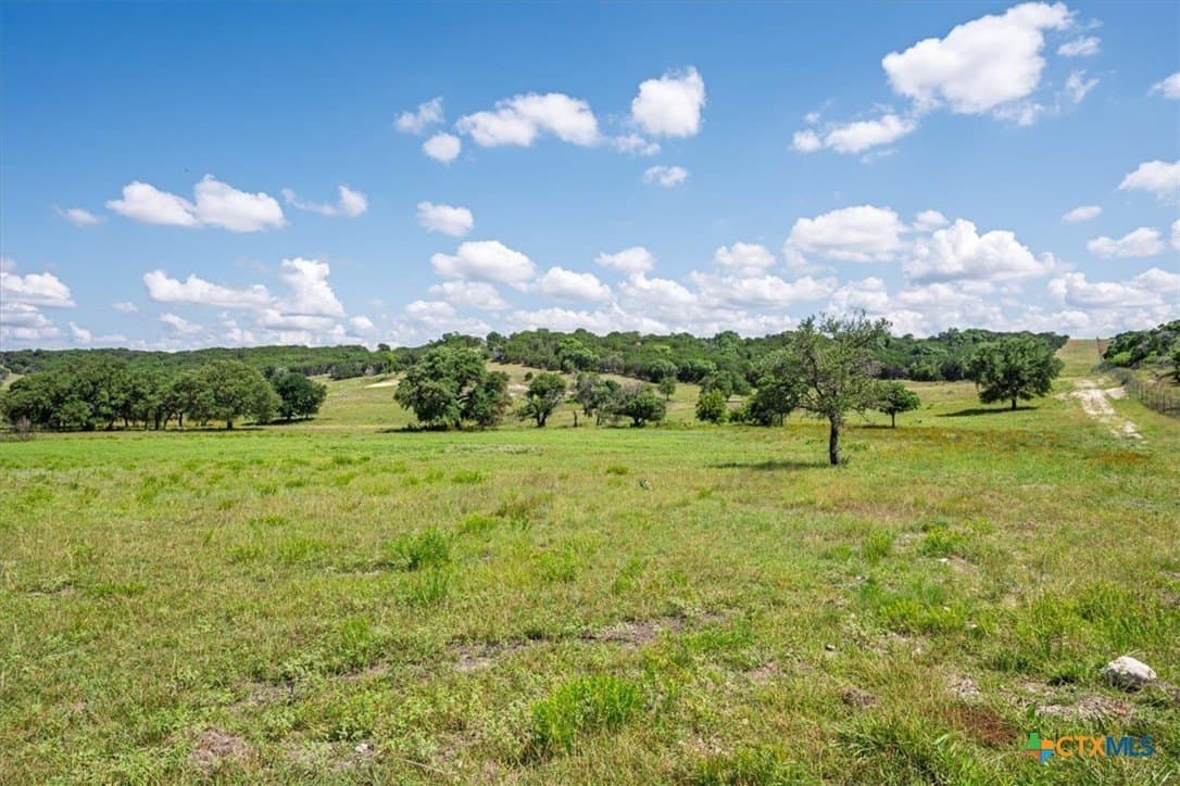 563.17 acres in Coryell County - photo 26