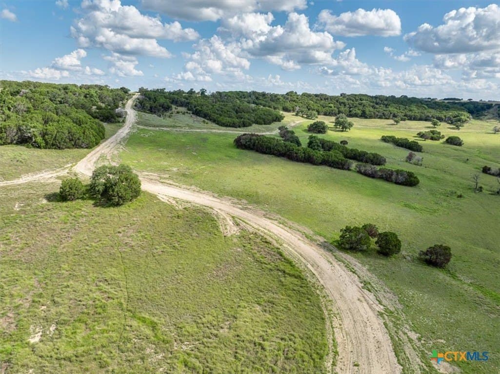 563.17 acres in Coryell County - photo 42
