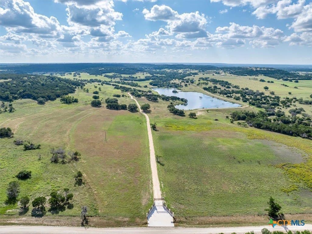 563.17 acres in Coryell County - photo 39