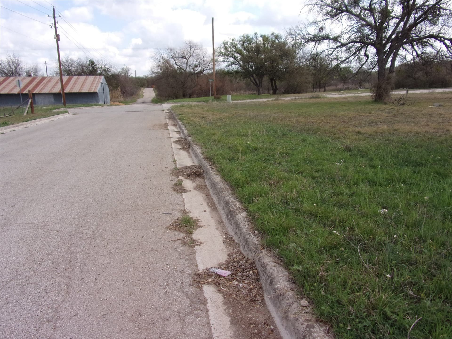 0.5 acres in San Saba County gallery image 4