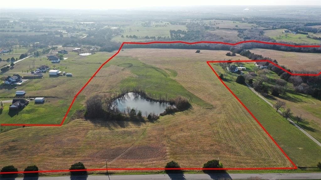 63.86 acres in Grayson County featured view