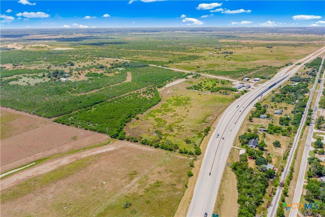 36.91 acres in Victoria County - photo 11