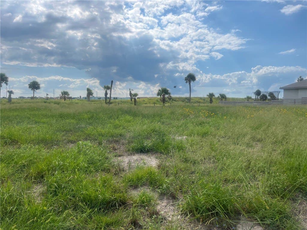 0.21 acres in Nueces County - photo 3