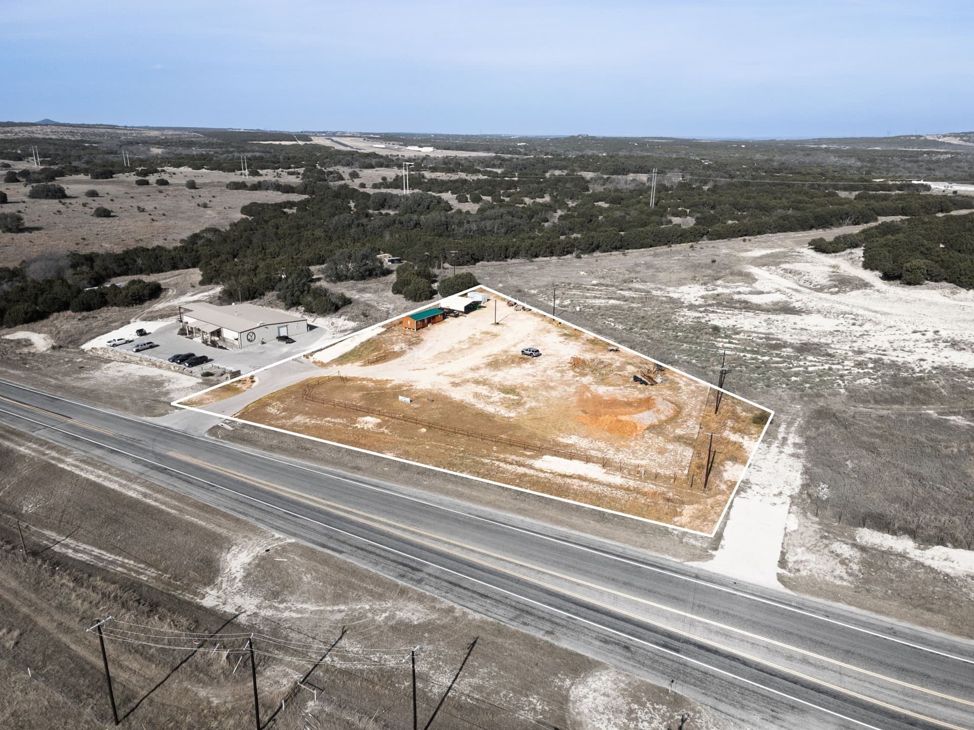 2 acres in Lampasas County gallery image 2