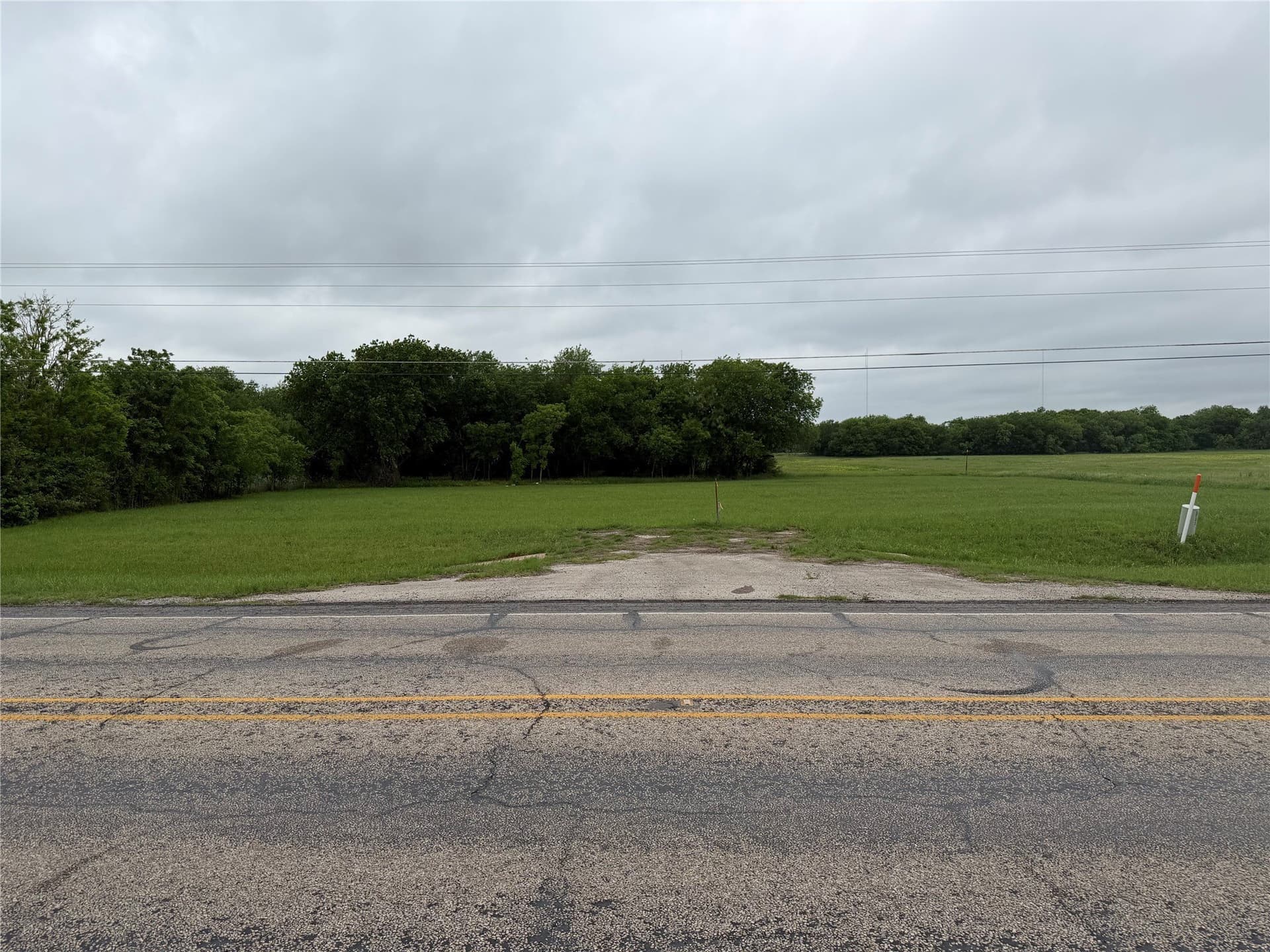 0.83 acres in Hood County