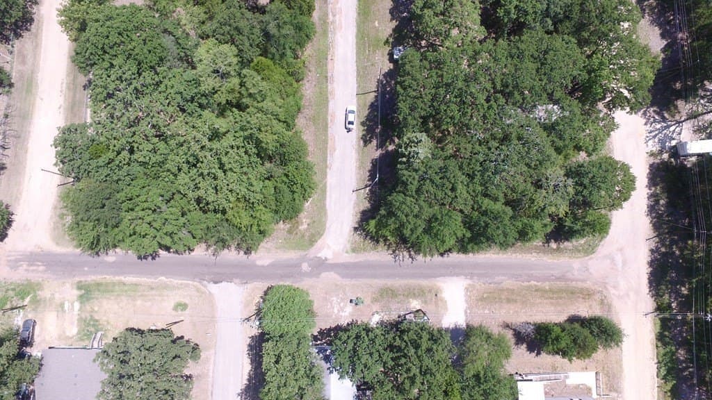 0.05 acres in Henderson County gallery image 3