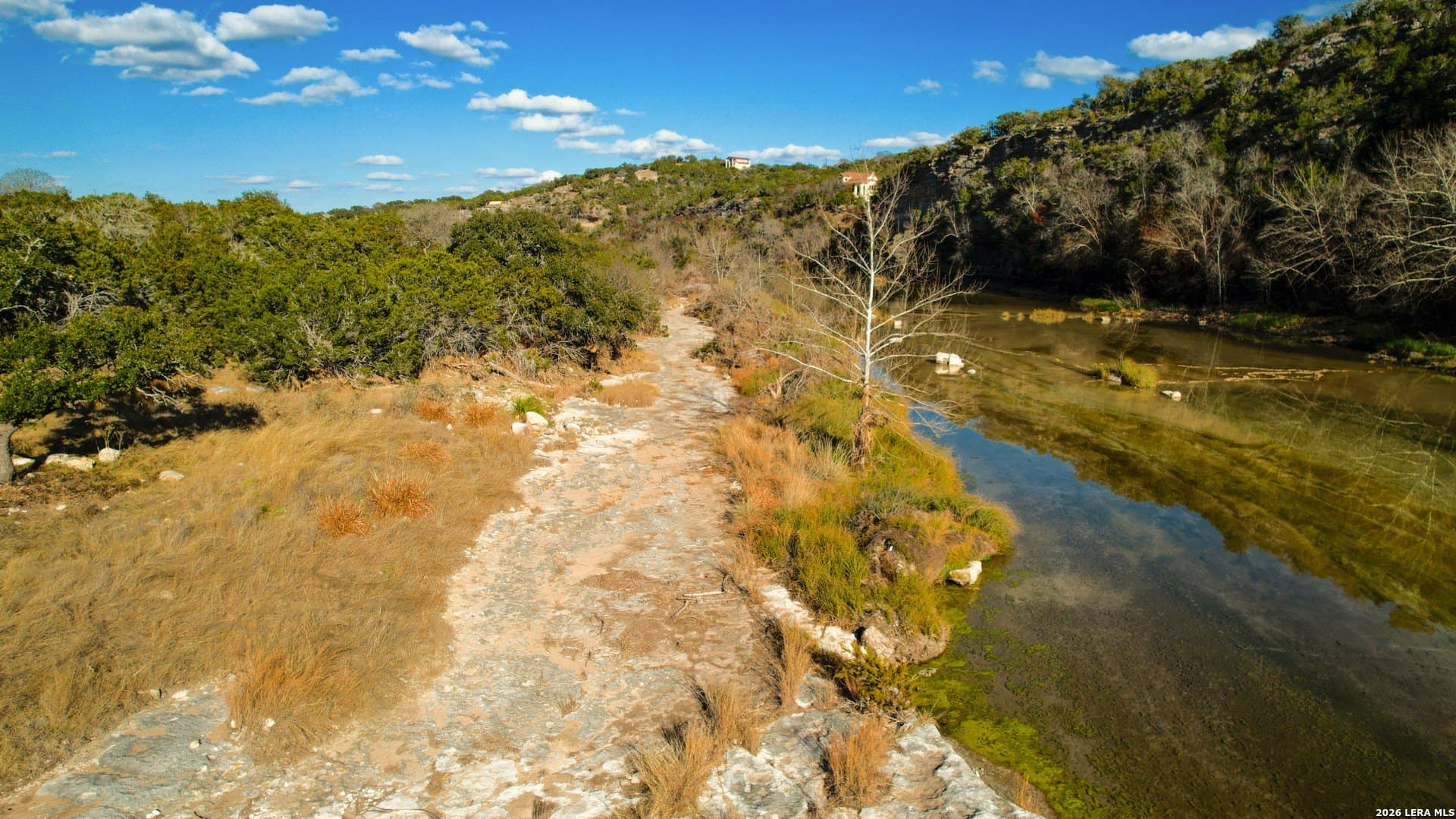 9.84 acres in Kerr County - photo 15