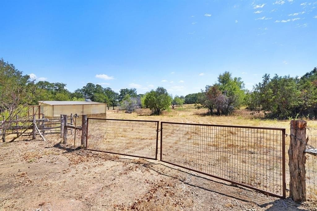 14.63 acres in Palo Pinto County gallery image 3