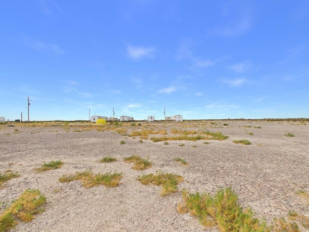 10 acres in Reeves County - photo 6