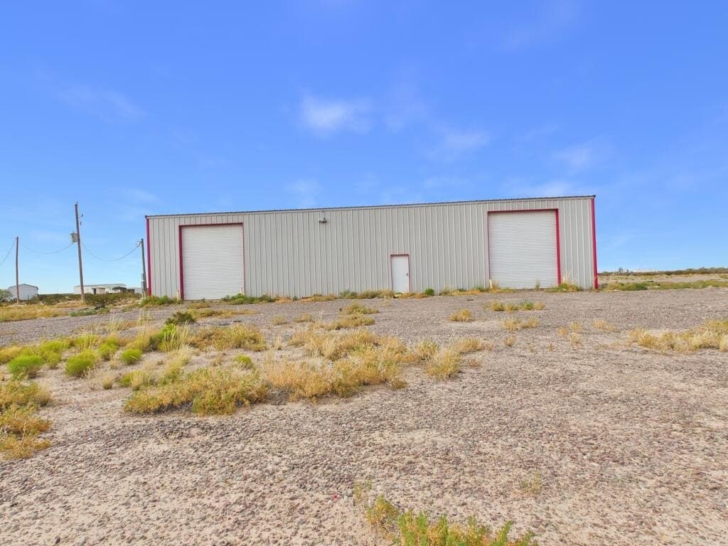 10 acres in Reeves County