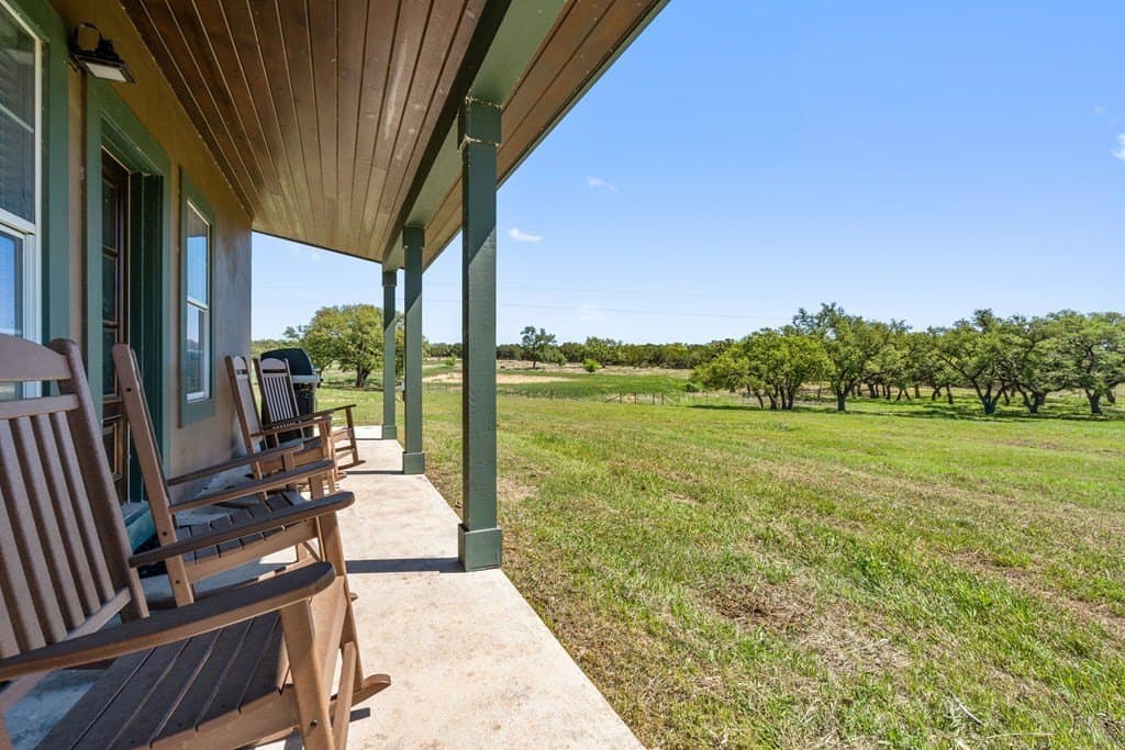 42 acres in Blanco County gallery image 4