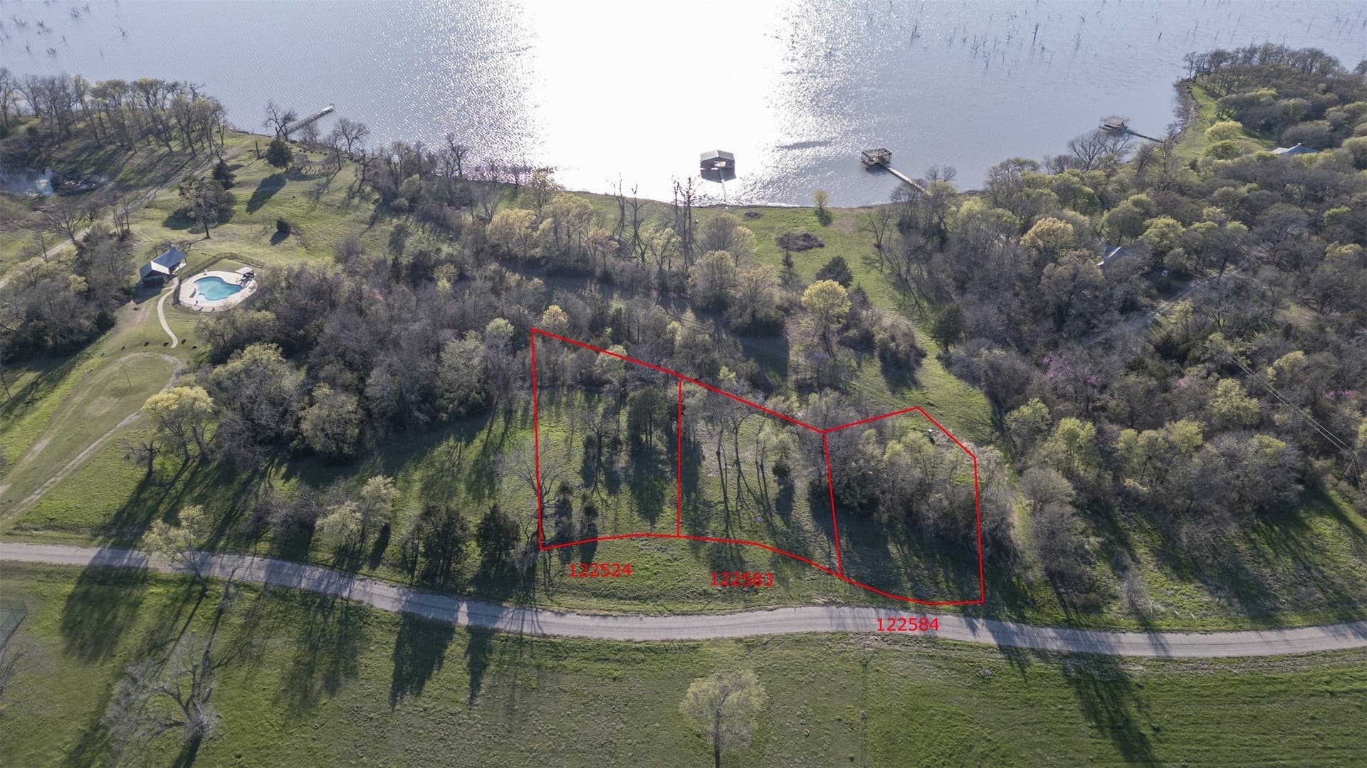 0.64 acres in Hunt County - photo 16