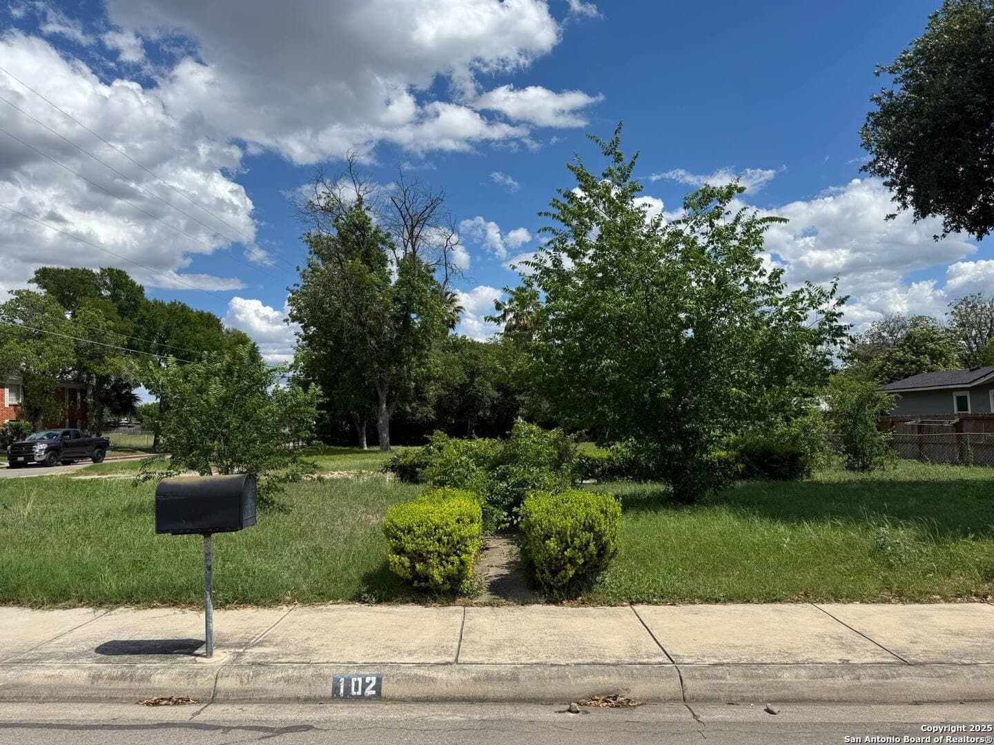 0.4 acres in Bexar County - photo 10