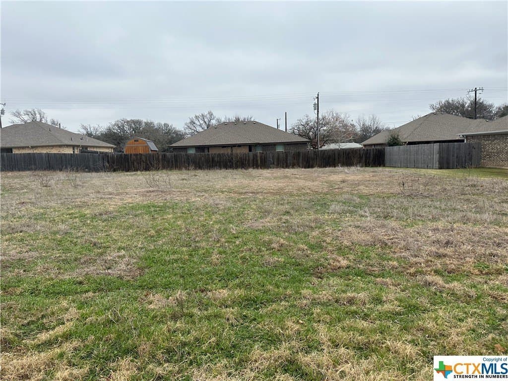 1.92 acres in Coryell County