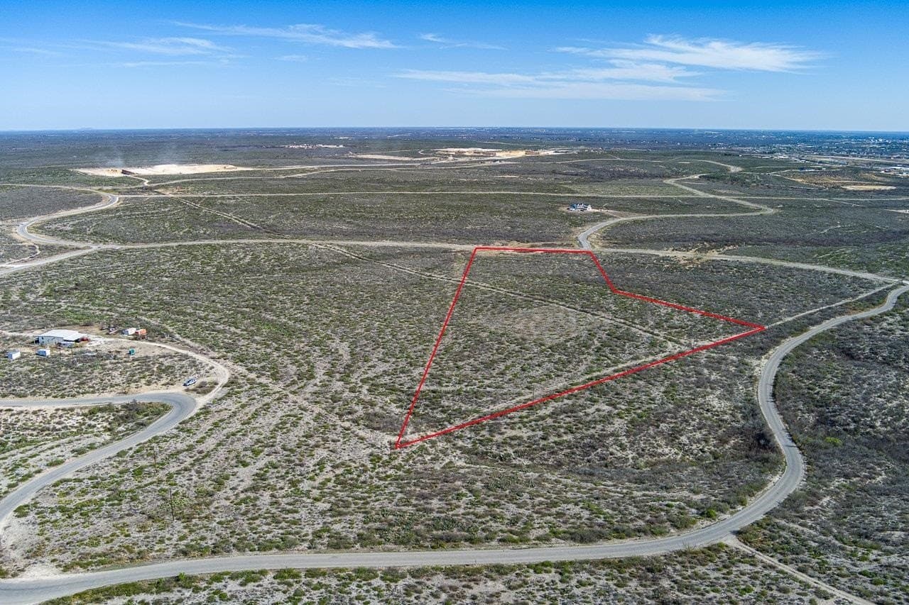 15.77 acres in Val Verde County featured view